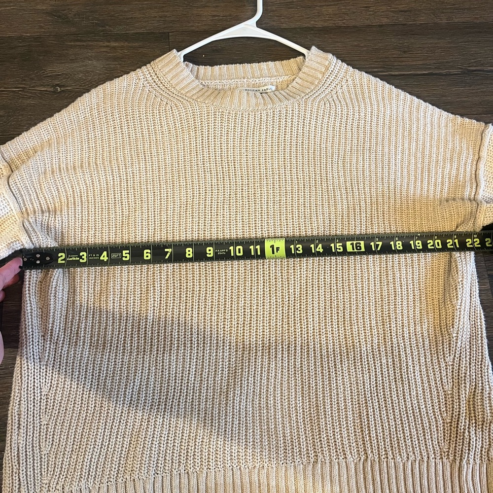 American Eagle Outfitters Oversized Tan Knit Sweater - Picture 5 of 6